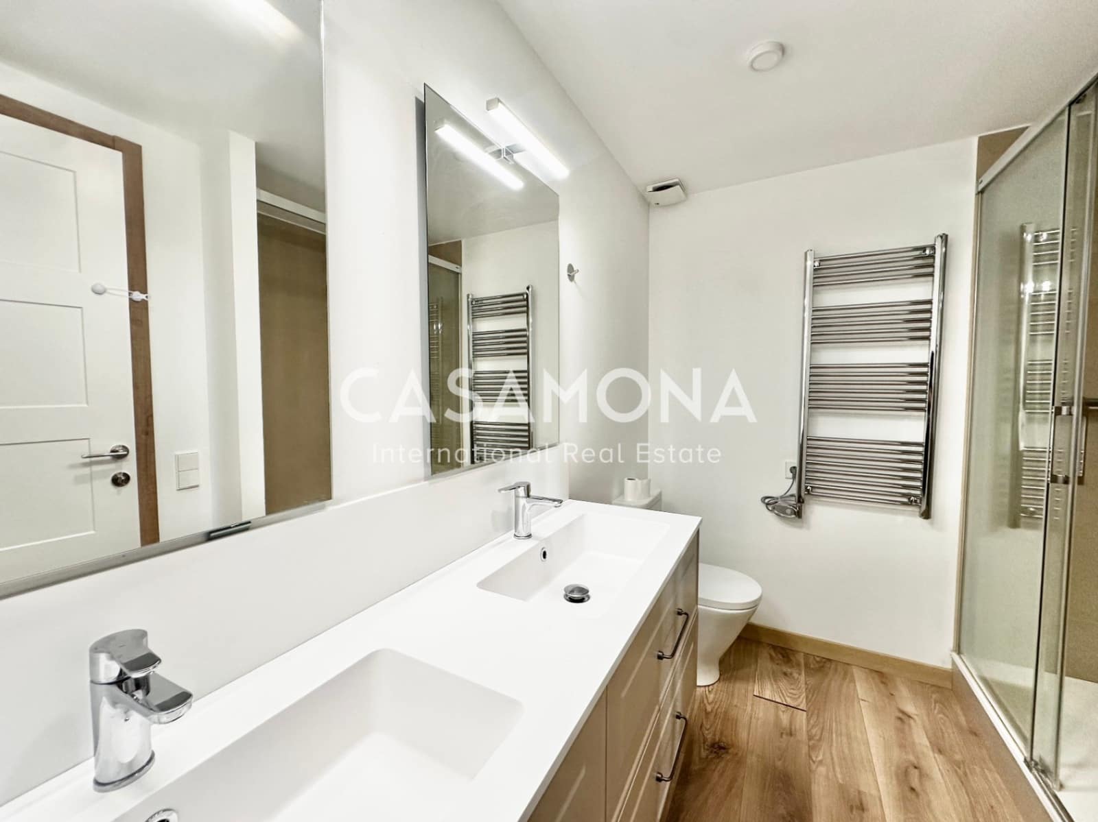 5 soverom Leilighet til leie i Barcelona by med garasje - € 6 000 (Ref: 9330202)