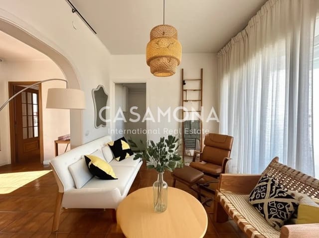 2 soverom Penthouse til salgs i La Barceloneta, Barcelona by - € 300 000 (Ref: 9339132)