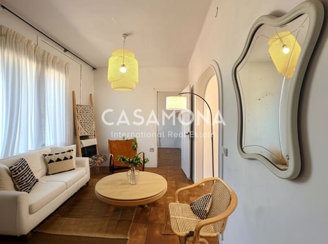 2 soverom Penthouse til salgs i La Barceloneta, Barcelona by - € 300 000 (Ref: 9339132)