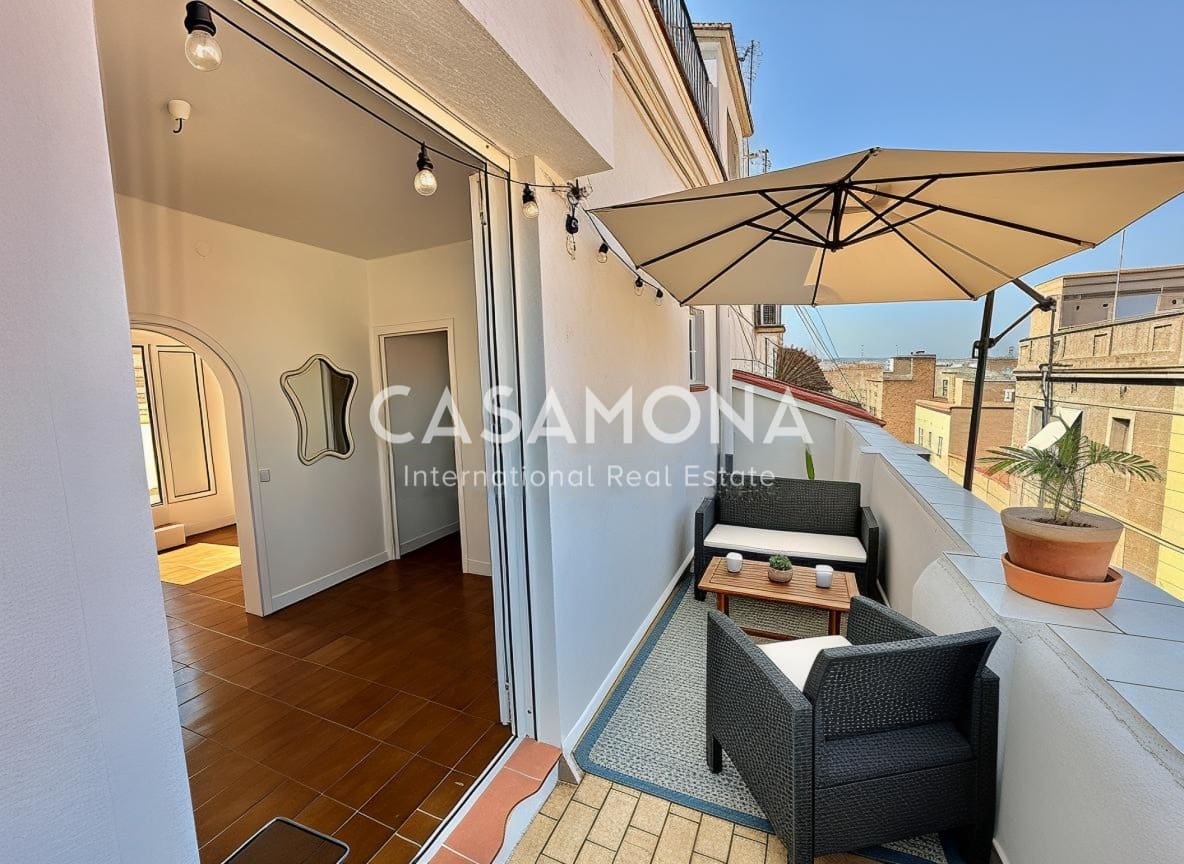 2 soverom Penthouse til salgs i Barcelona by - € 300 000 (Ref: 9339132)