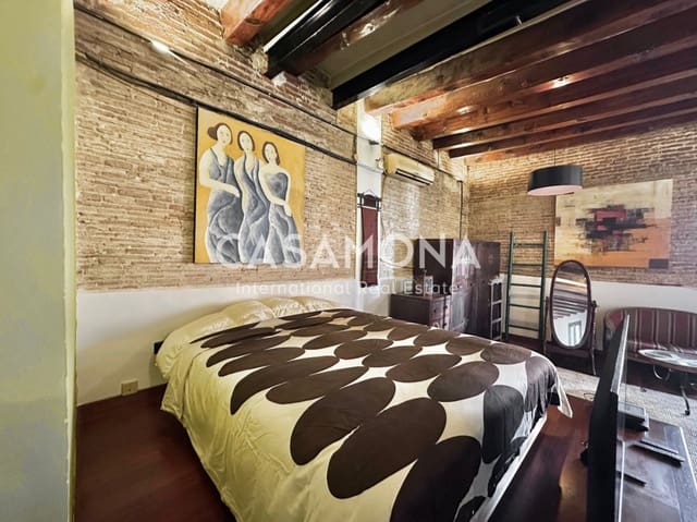 1 sovrum Lägenhet att hyra i El Barri Gòtic, Barcelona stad - 1 500 € (Ref: 9348553)