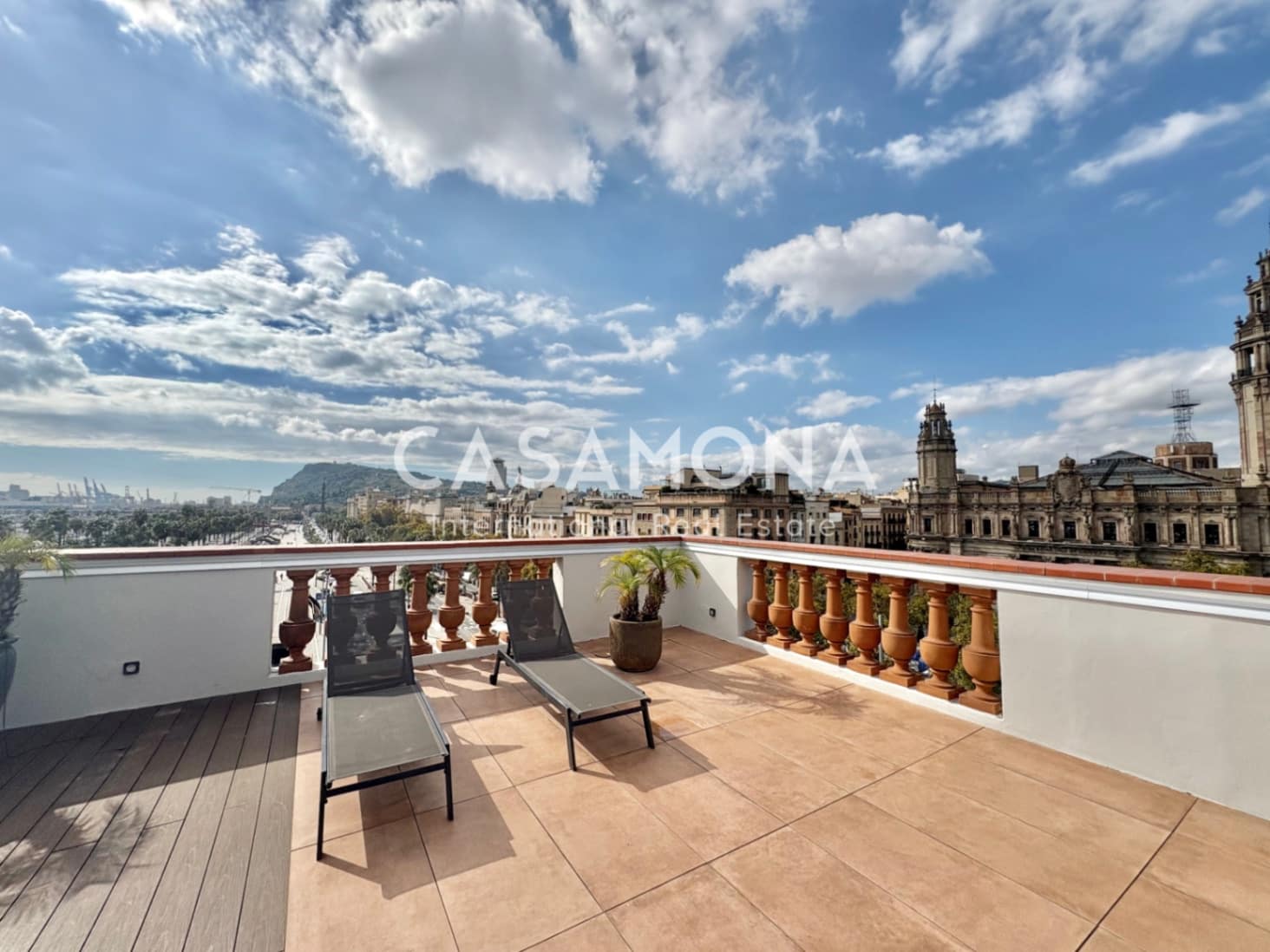 1 soverom Penthouse til salgs i Barcelona by - € 400 000 (Ref: 9352881)