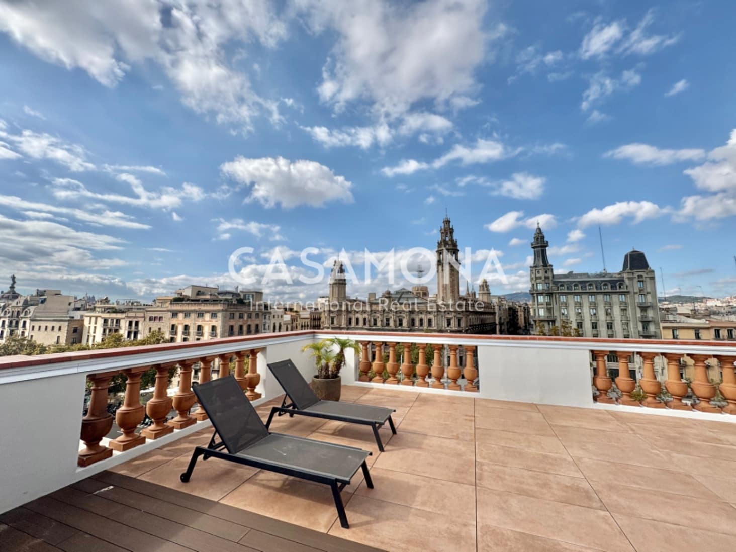 1 soverom Penthouse til salgs i Barcelona by - € 400 000 (Ref: 9352881)