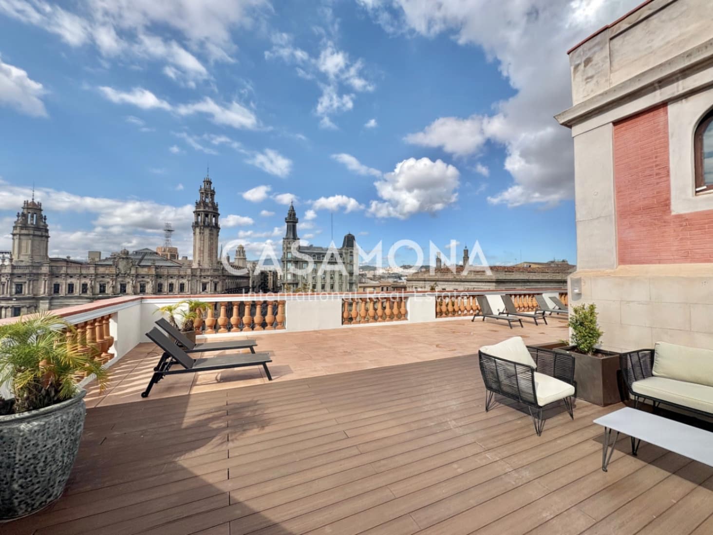 1 soverom Penthouse til salgs i Barcelona by - € 400 000 (Ref: 9352881)