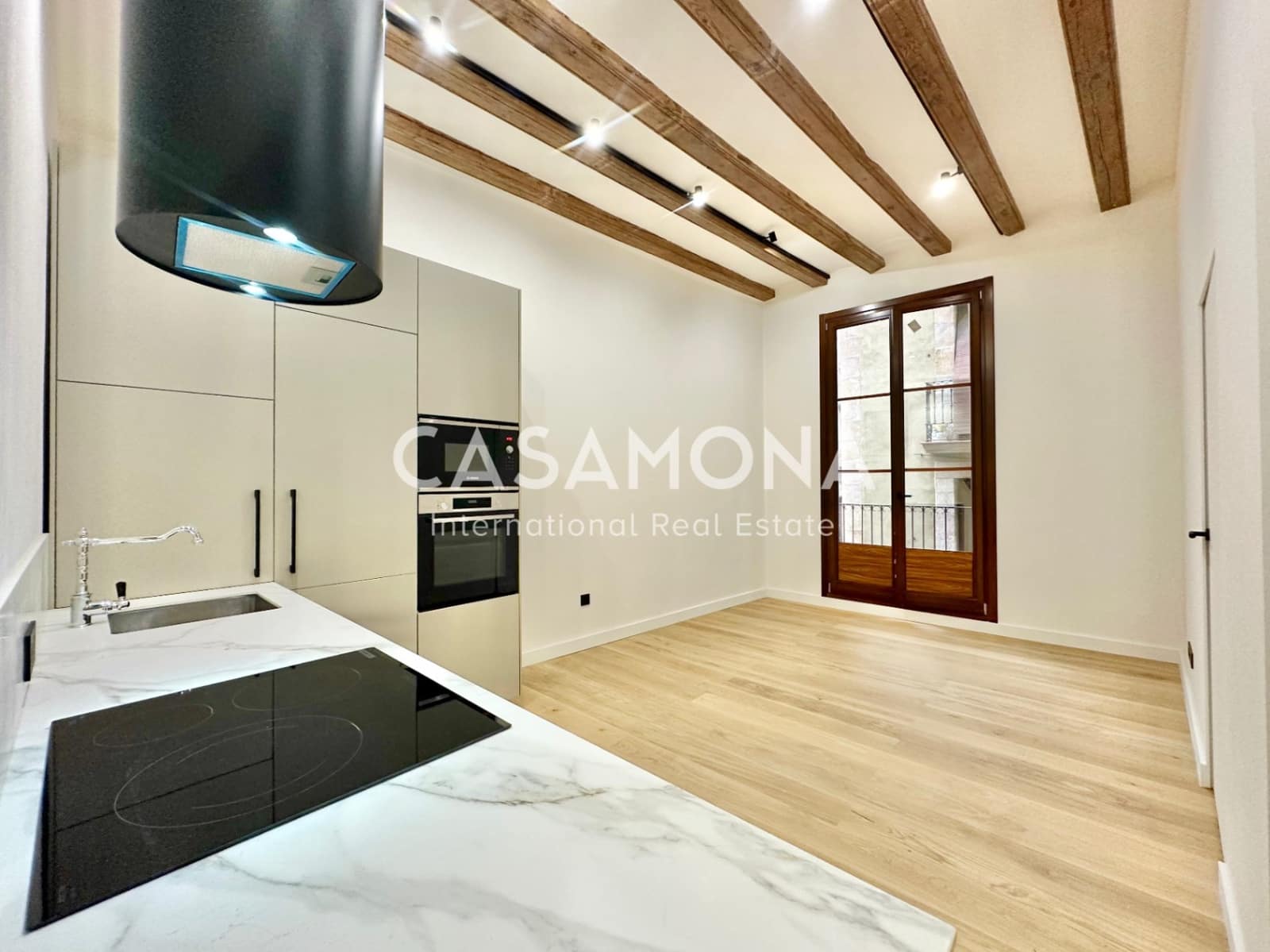 2 soveværelse Lejlighed til salg i Barcelona by - € 570.000 (Ref: 9360436)