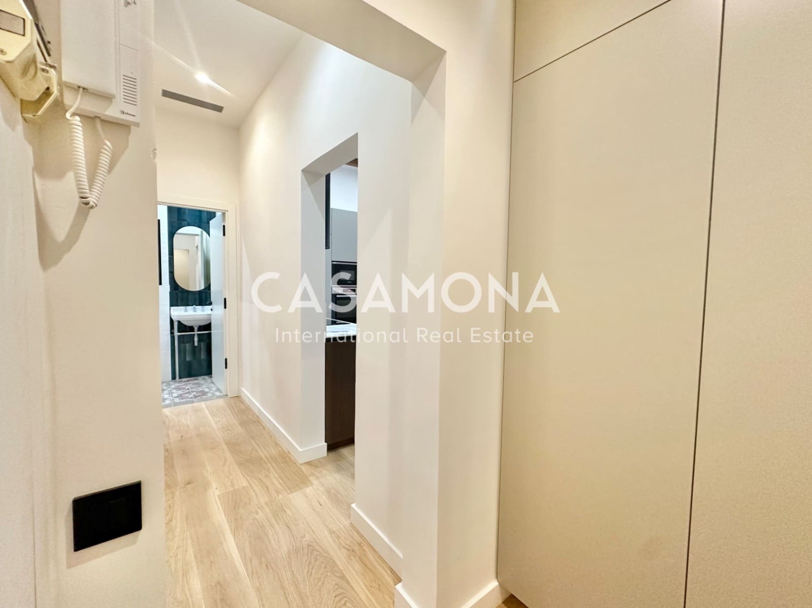 2 soveværelse Lejlighed til salg i Barcelona by - € 570.000 (Ref: 9360436)