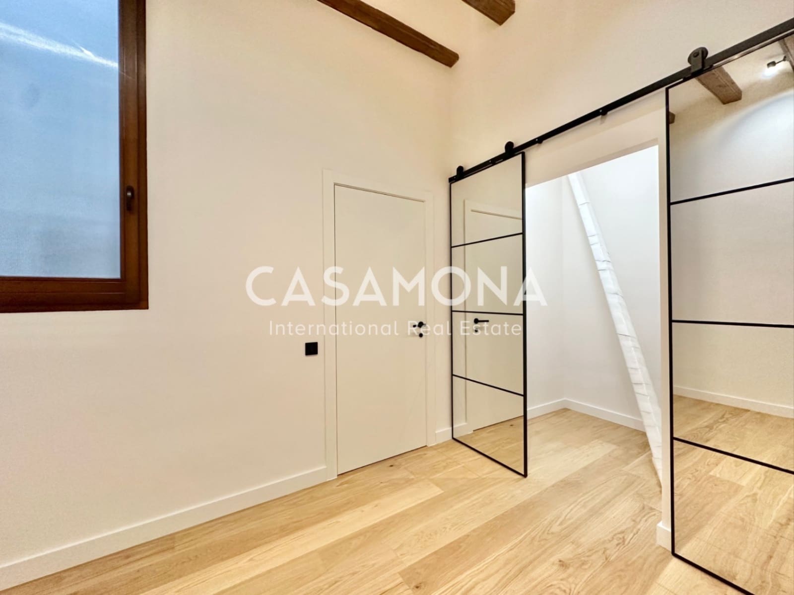 2 soveværelse Lejlighed til salg i Barcelona by - € 570.000 (Ref: 9360436)