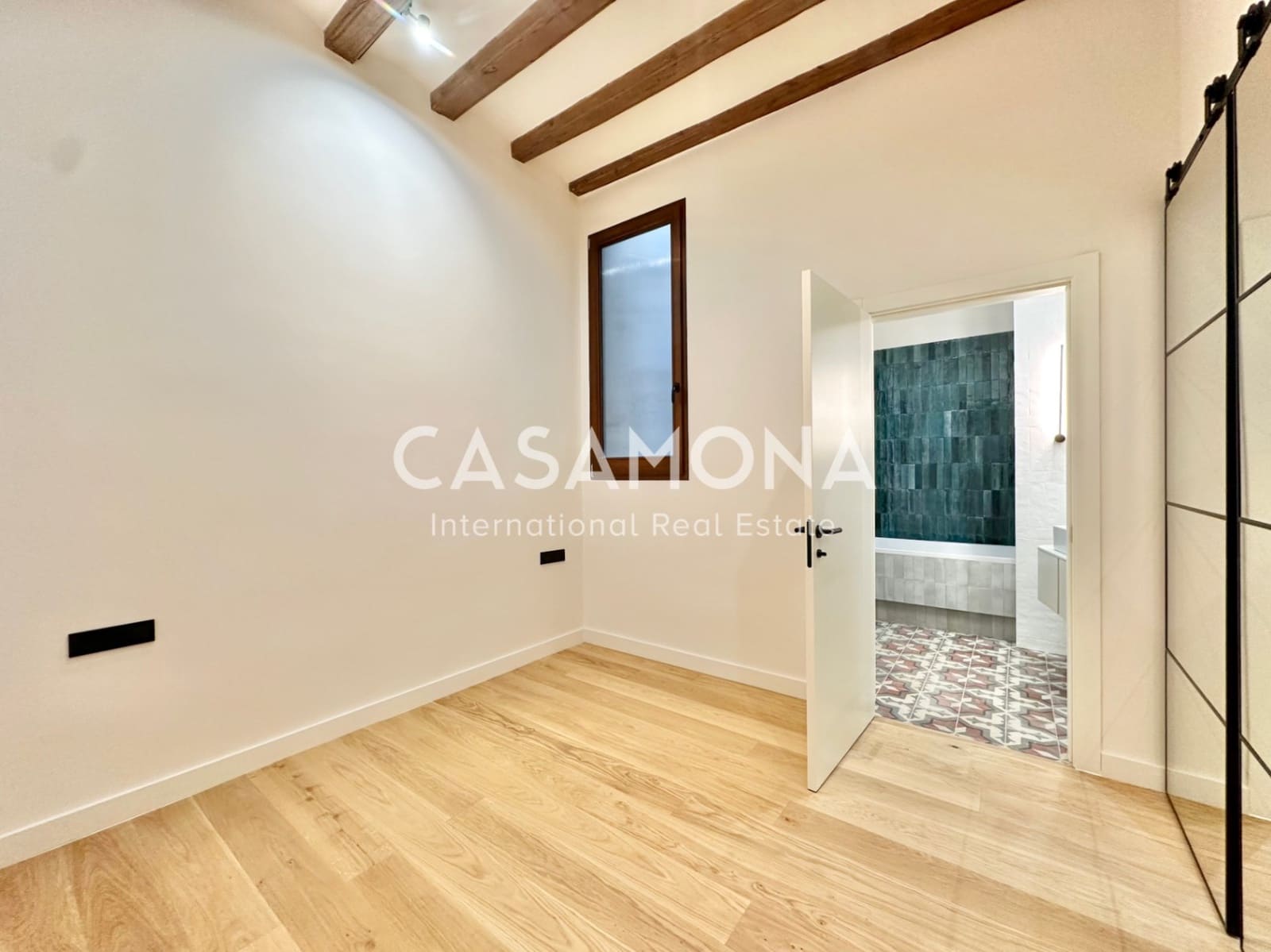 2 soveværelse Lejlighed til salg i Barcelona by - € 570.000 (Ref: 9360436)