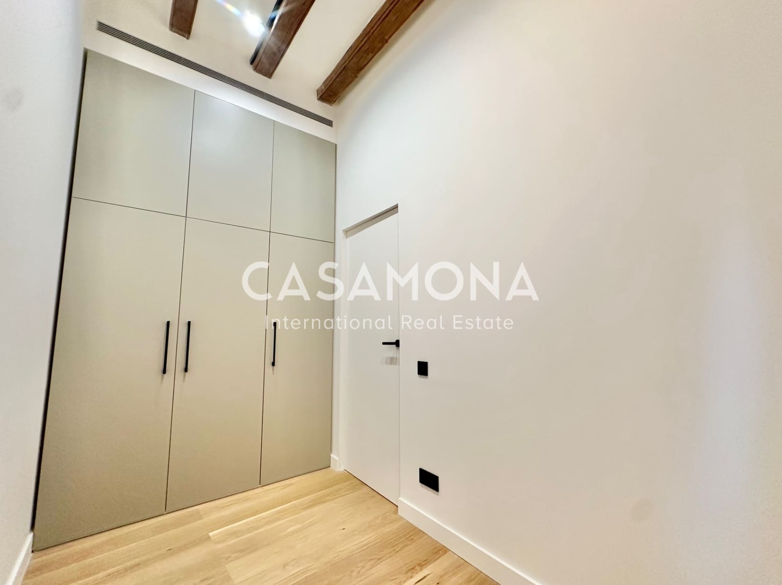 2 soveværelse Lejlighed til salg i Barcelona by - € 570.000 (Ref: 9360436)