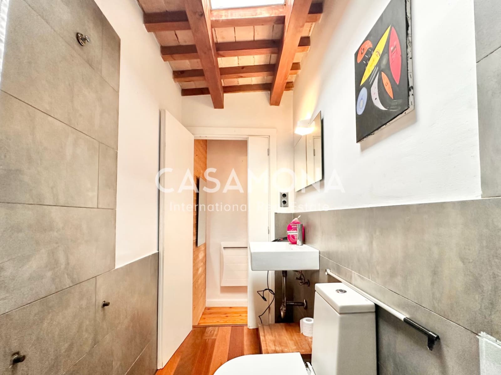1 slaapkamer Penthouse te huur in Barcelona stad - € 1.350 (Ref: 9371335)