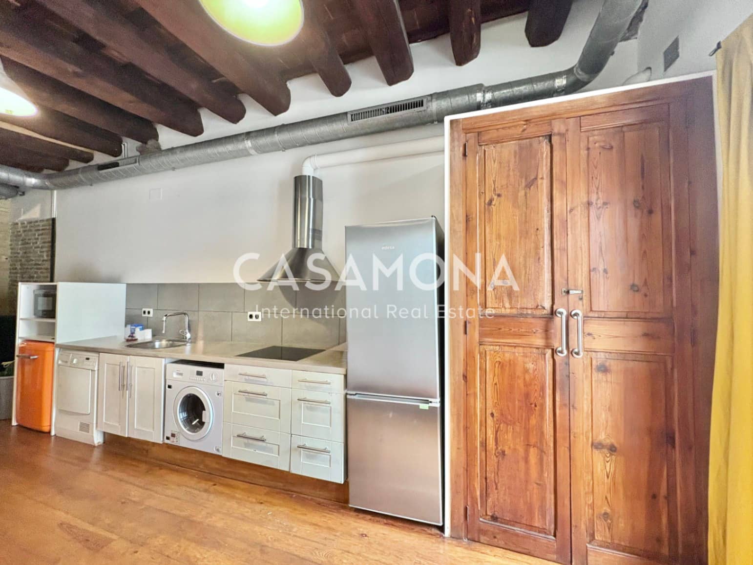 2 soverom Leilighet til leie i Barcelona by - € 1 300 (Ref: 9371336)