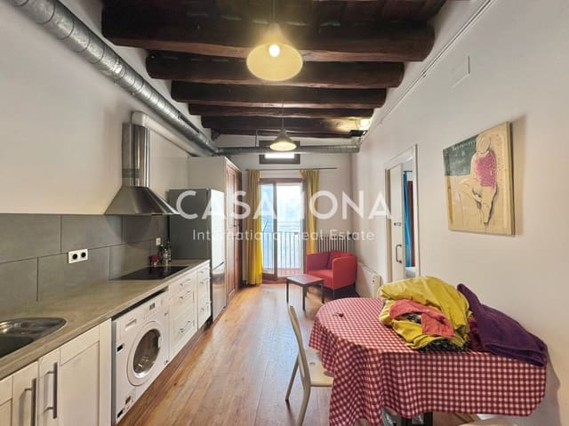2 soverom Leilighet til leie i El Raval, Barcelona by - € 1 300 (Ref: 9371336)