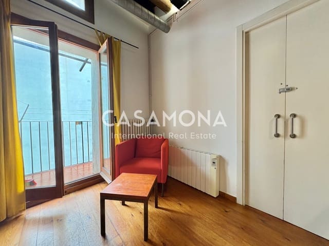 2 soverom Leilighet til leie i El Raval, Barcelona by - € 1 300 (Ref: 9371336)