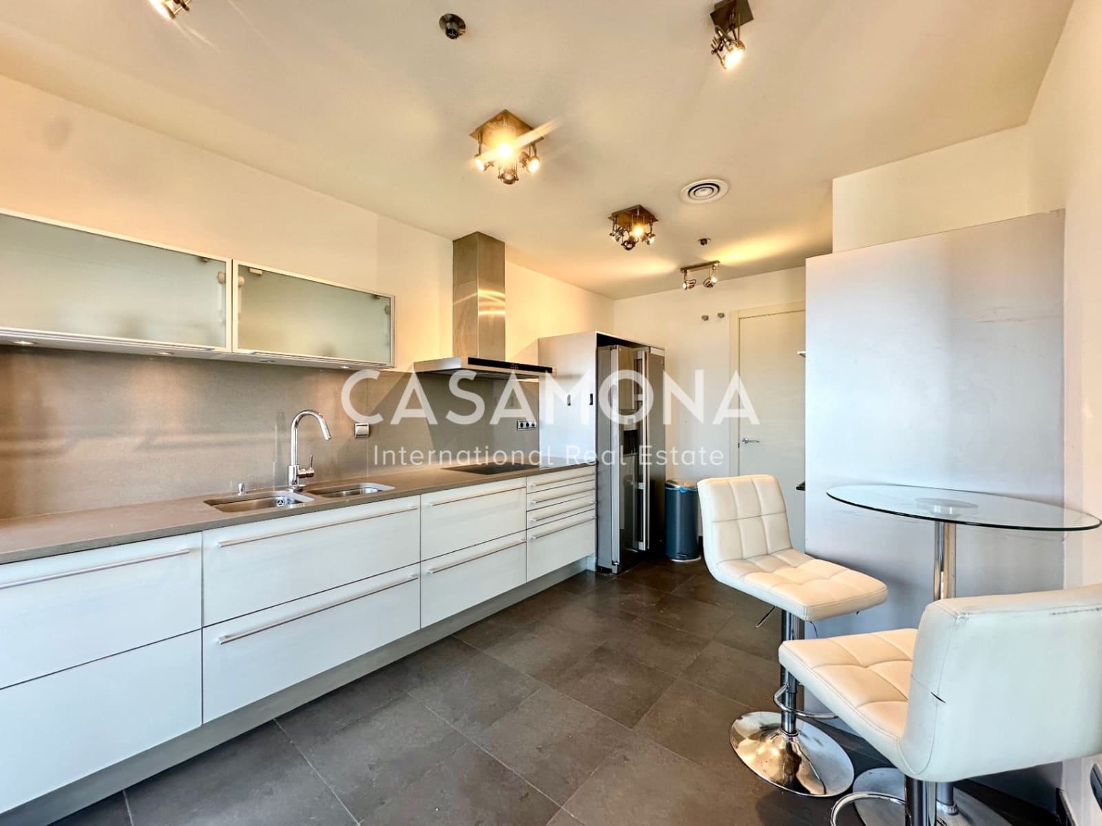3 bedroom Penthouse for rent in Barcelona city with garage - € 5,700 (Ref: 9373897)