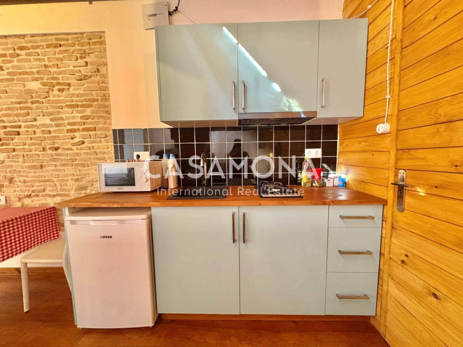 1 quarto Apartamento para arrendar em Barcelona cidade - 1 600 € (Ref: 9378362)