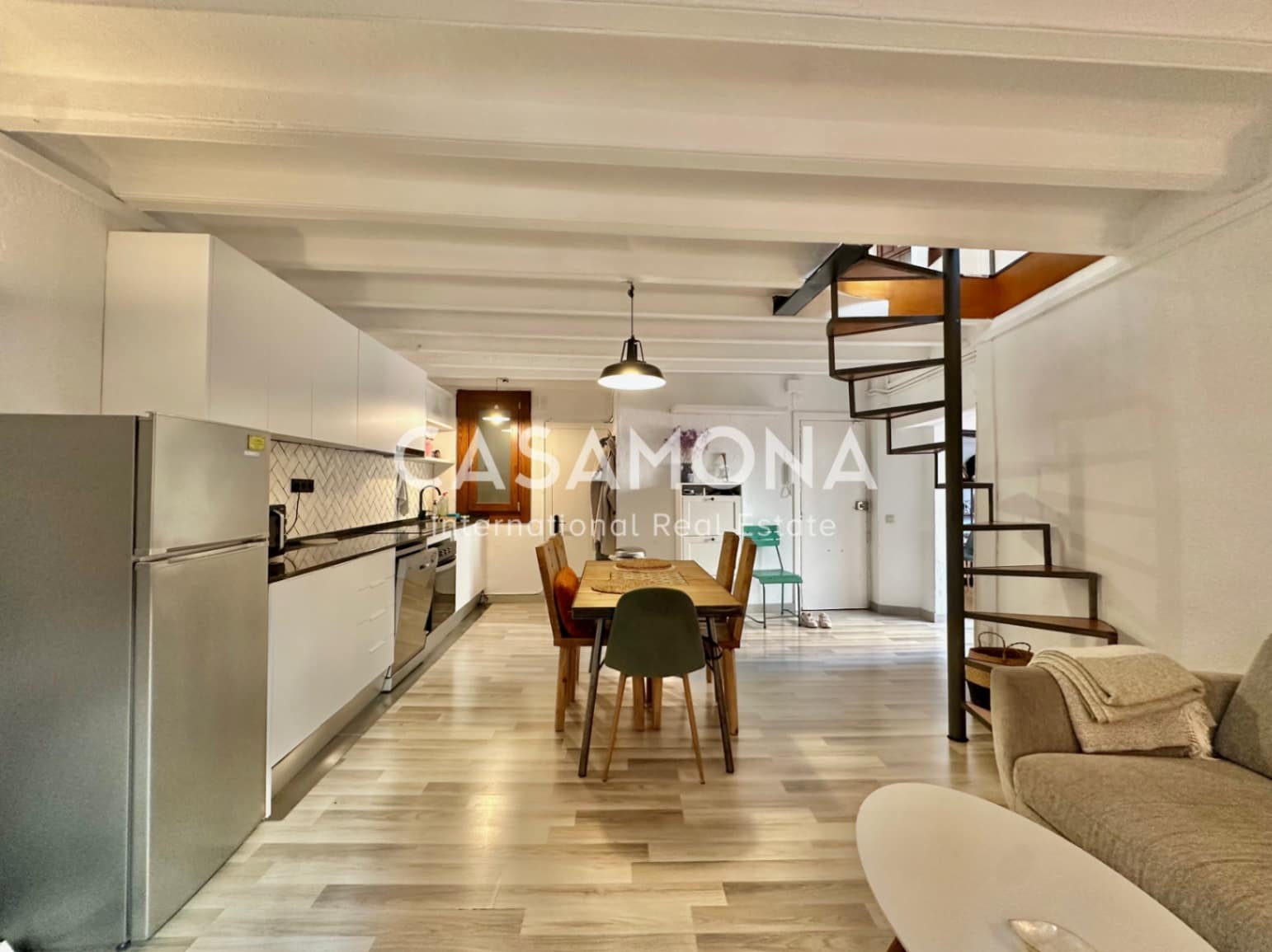 2 sovrum Lägenhet att hyra i Barcelona stad - 2 100 € (Ref: 9388174)