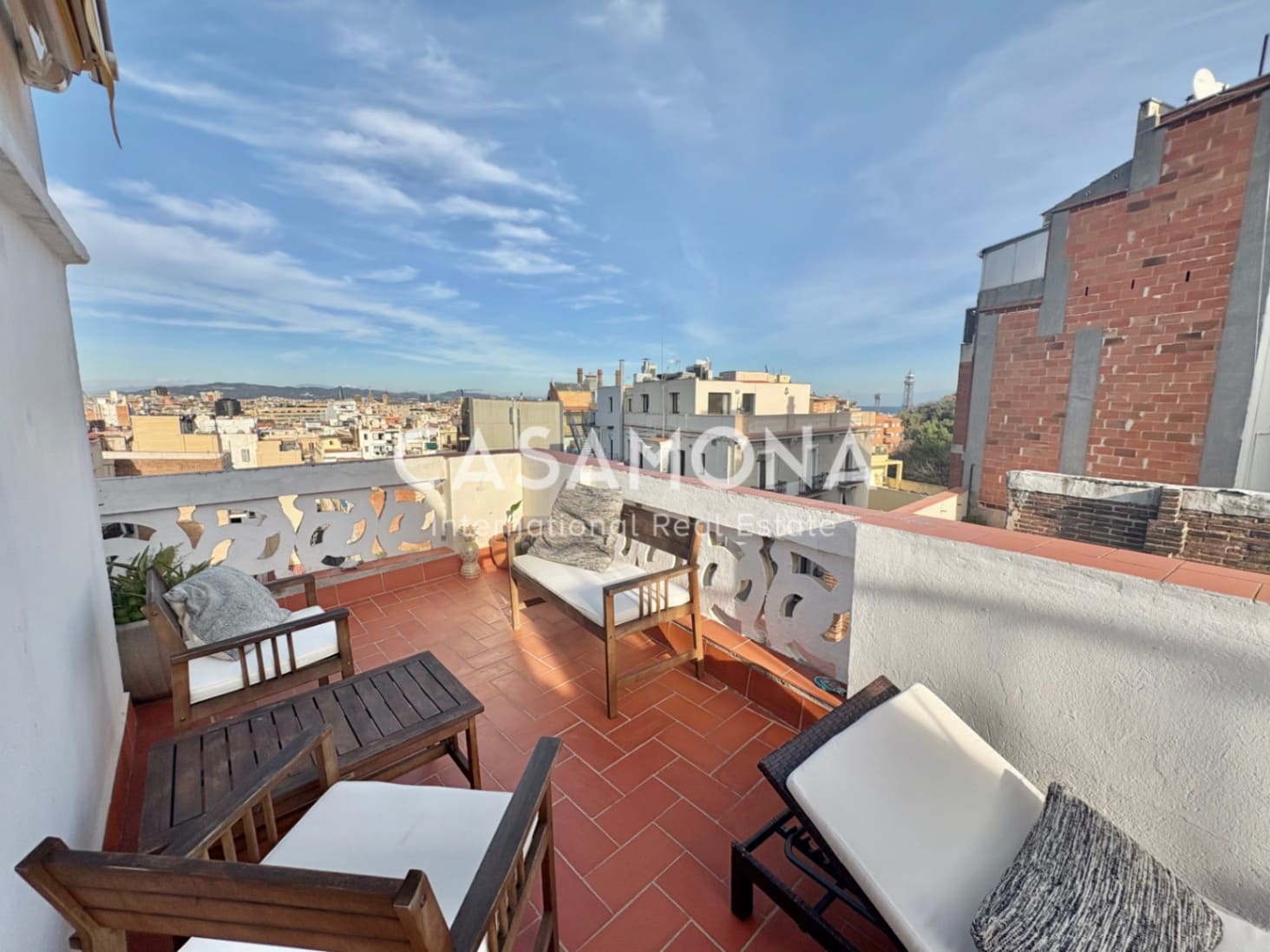 1 slaapkamer Penthouse te koop in Barcelona stad - € 369.000 (Ref: 9401721)