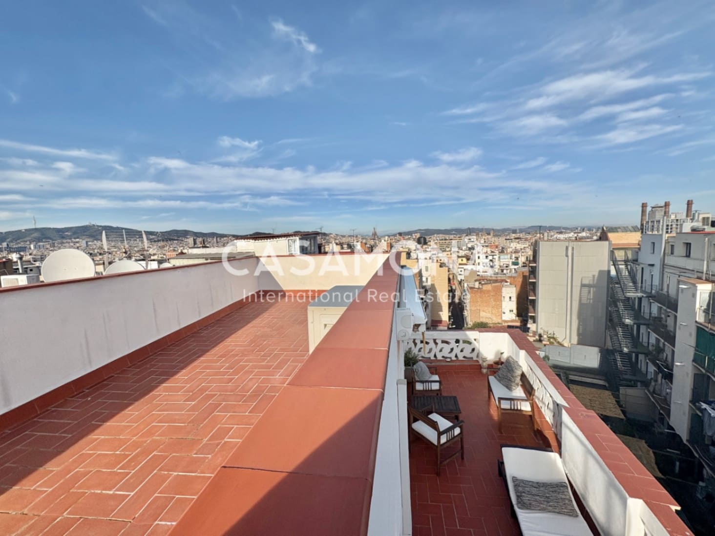 1 slaapkamer Penthouse te koop in Barcelona stad - € 369.000 (Ref: 9401721)