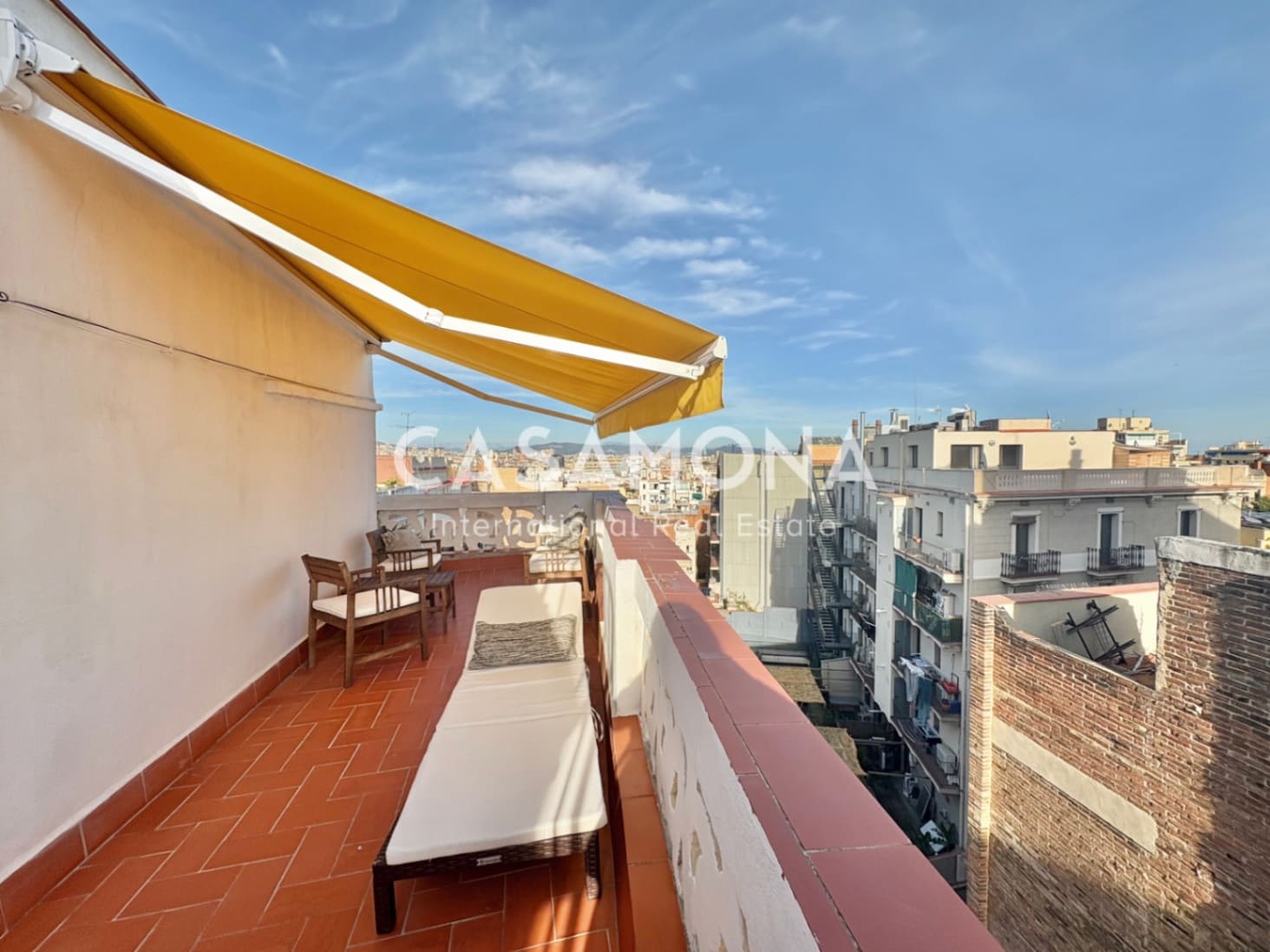 1 slaapkamer Penthouse te koop in Barcelona stad - € 369.000 (Ref: 9401721)