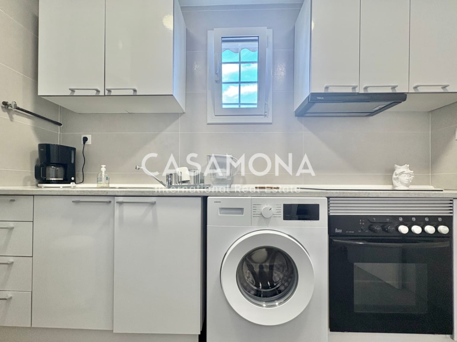 1 slaapkamer Penthouse te koop in Barcelona stad - € 369.000 (Ref: 9401721)