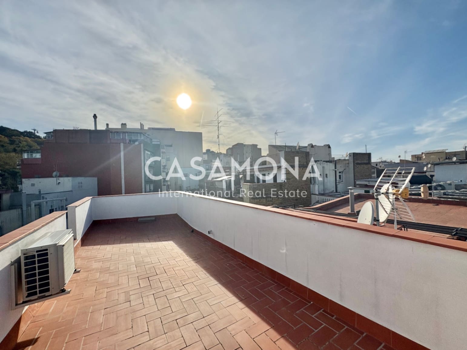1 slaapkamer Penthouse te koop in Barcelona stad - € 369.000 (Ref: 9401721)