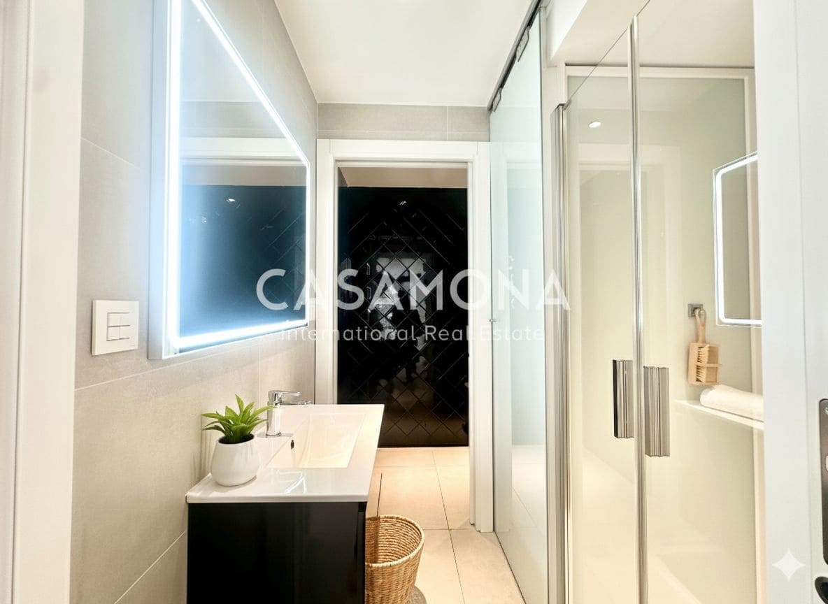 1 sovrum Lägenhet till salu i Barcelona stad med garage - 475 000 € (Ref: 9404611)