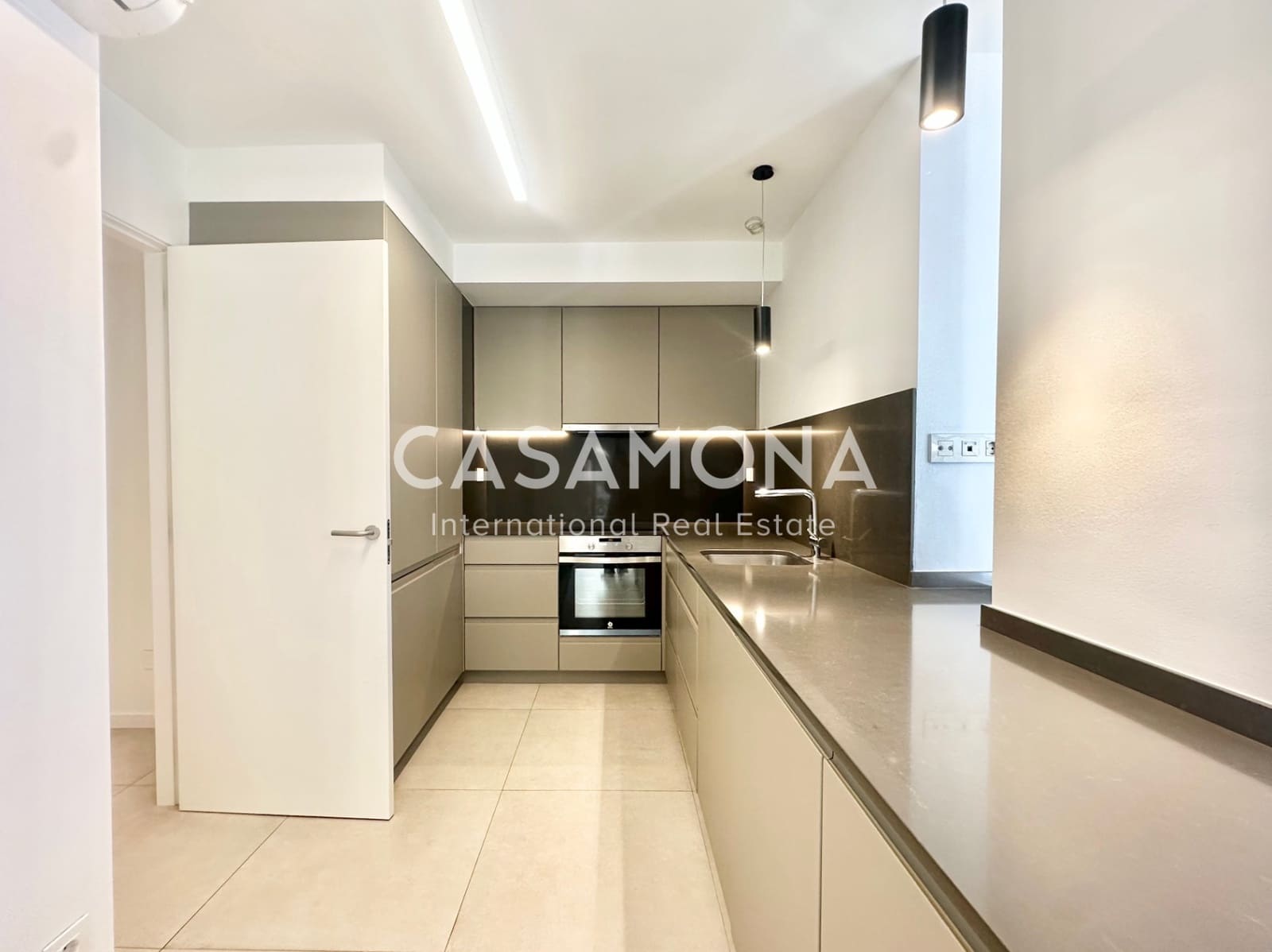 1 sovrum Lägenhet till salu i Barcelona stad med garage - 475 000 € (Ref: 9404611)