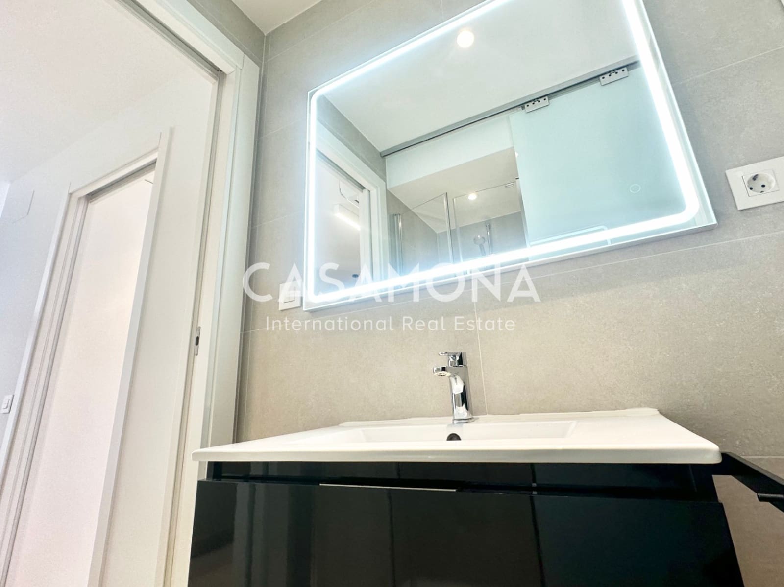 1 sovrum Lägenhet till salu i Barcelona stad med garage - 475 000 € (Ref: 9404611)