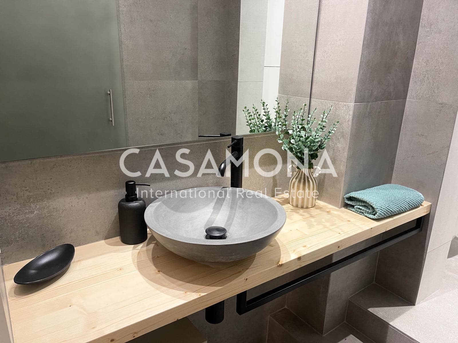 1 bedroom Apartment for rent in Barcelona city with garage - € 1,800 (Ref: 9441635)