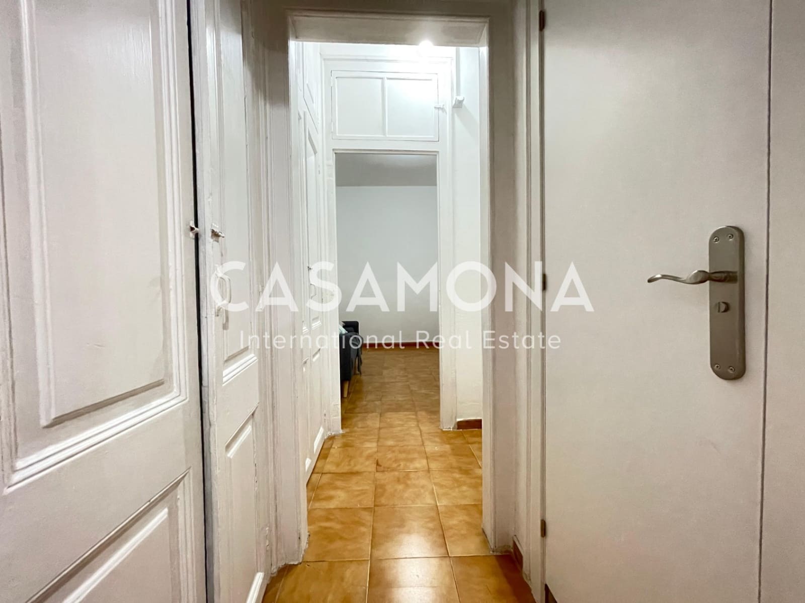 1 slaapkamer Appartement te huur in Barcelona stad - € 900 (Ref: 9441636)