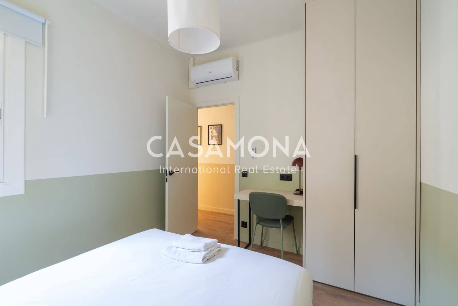 2 soveværelse Lejlighed til leje i Barcelona by - € 2.000 (Ref: 9449897)