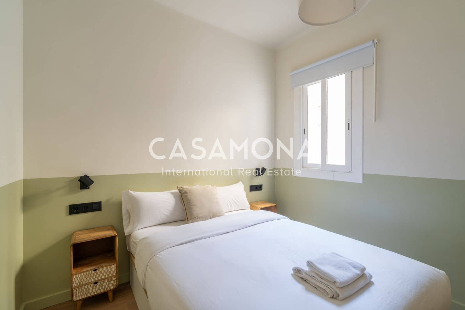 2 soveværelse Lejlighed til leje i Barcelona by - € 2.000 (Ref: 9449897)