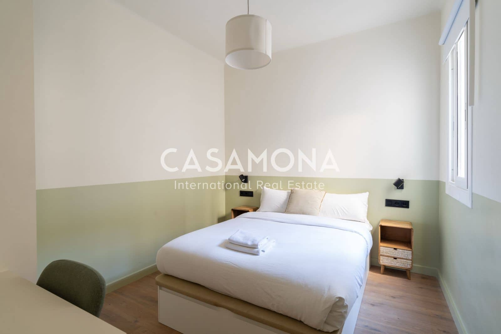 2 soveværelse Lejlighed til leje i Barcelona by - € 2.000 (Ref: 9449897)