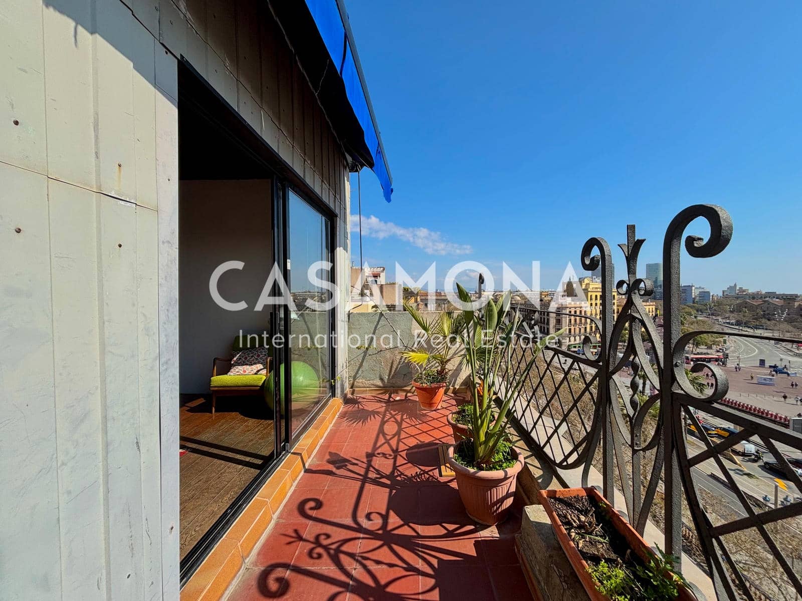 2 bedroom Apartment for sale in Barcelona city - € 1,150,000 (Ref: 9454701)