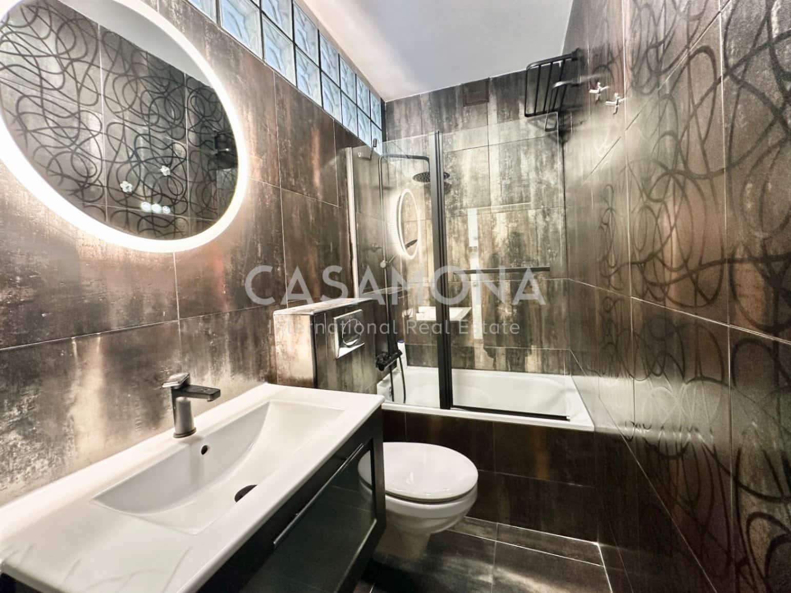 Apartamento de 2 habitaciones en Barcelona ciudad en alquiler - 1.850 € (Ref: 9467620)