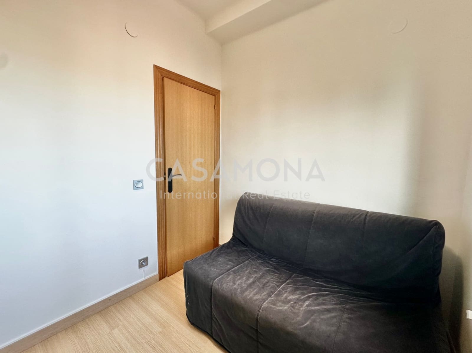 Apartamento de 2 habitaciones en Barcelona ciudad en alquiler - 1.850 € (Ref: 9467620)