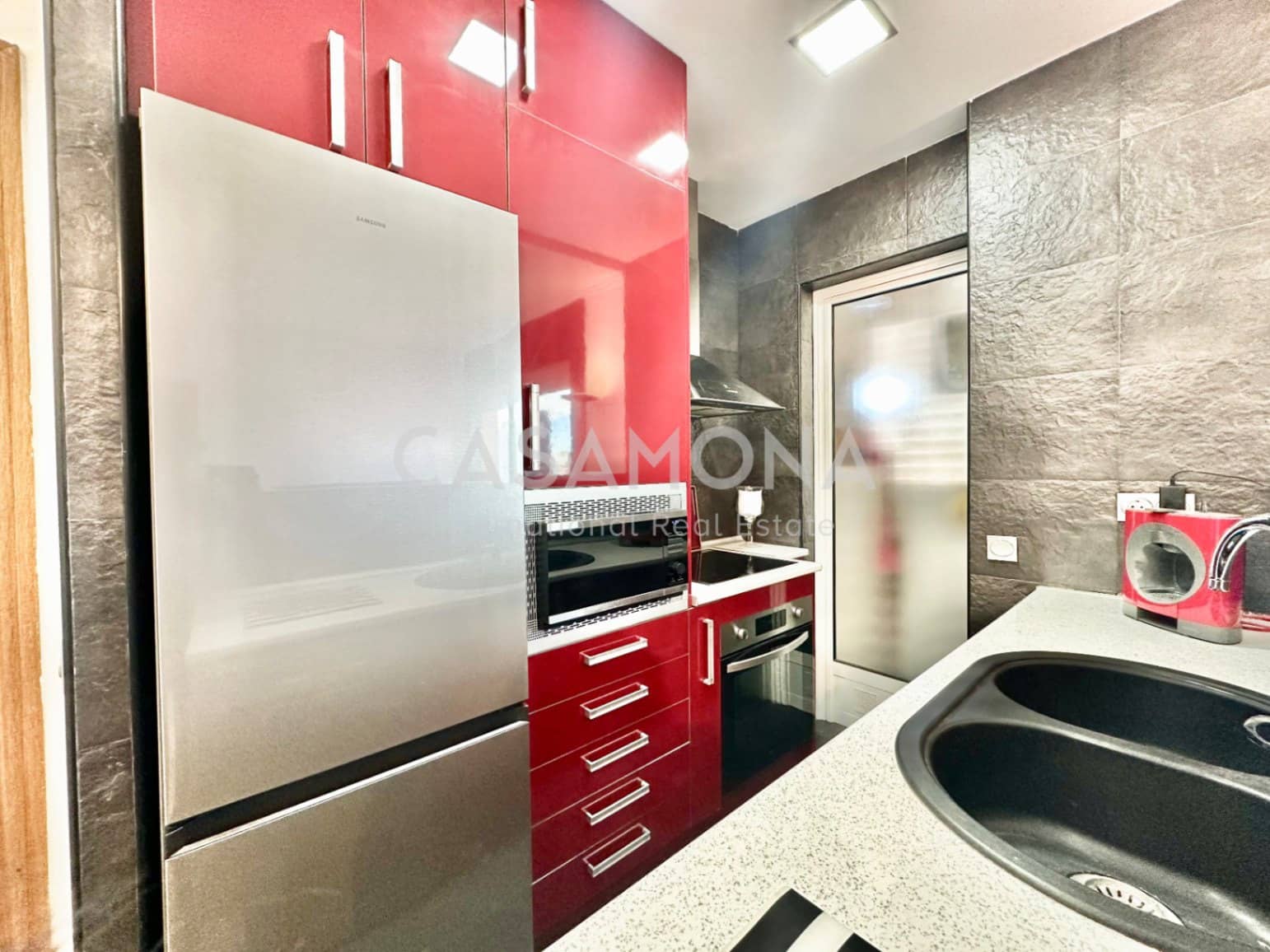 Apartamento de 2 habitaciones en Barcelona ciudad en alquiler - 1.850 € (Ref: 9467620)