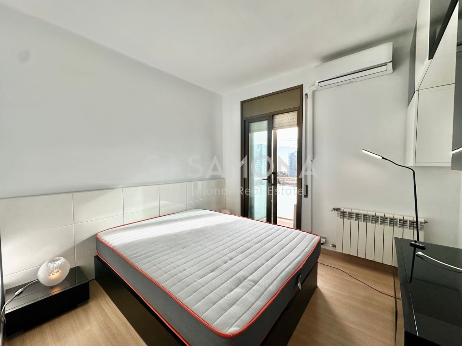 Apartamento de 2 habitaciones en Barcelona ciudad en alquiler - 1.850 € (Ref: 9467620)