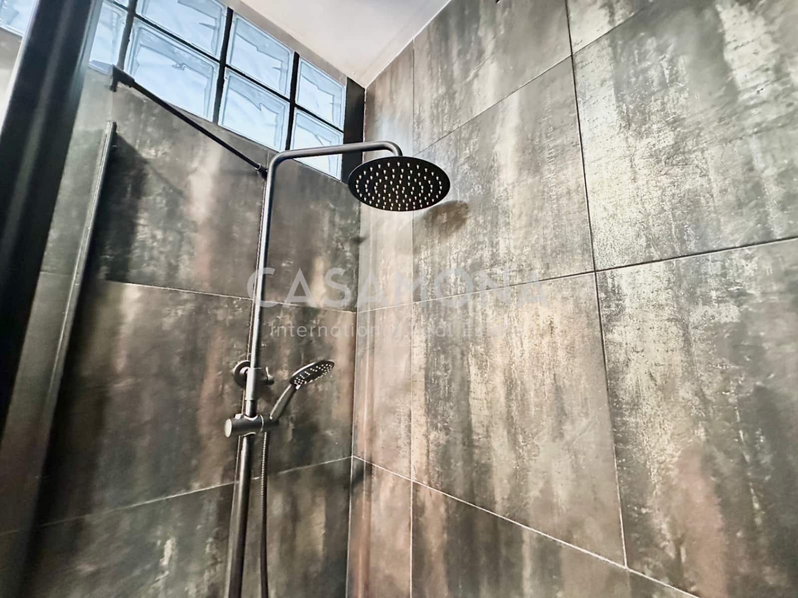 Apartamento de 2 habitaciones en Barcelona ciudad en alquiler - 1.850 € (Ref: 9467620)