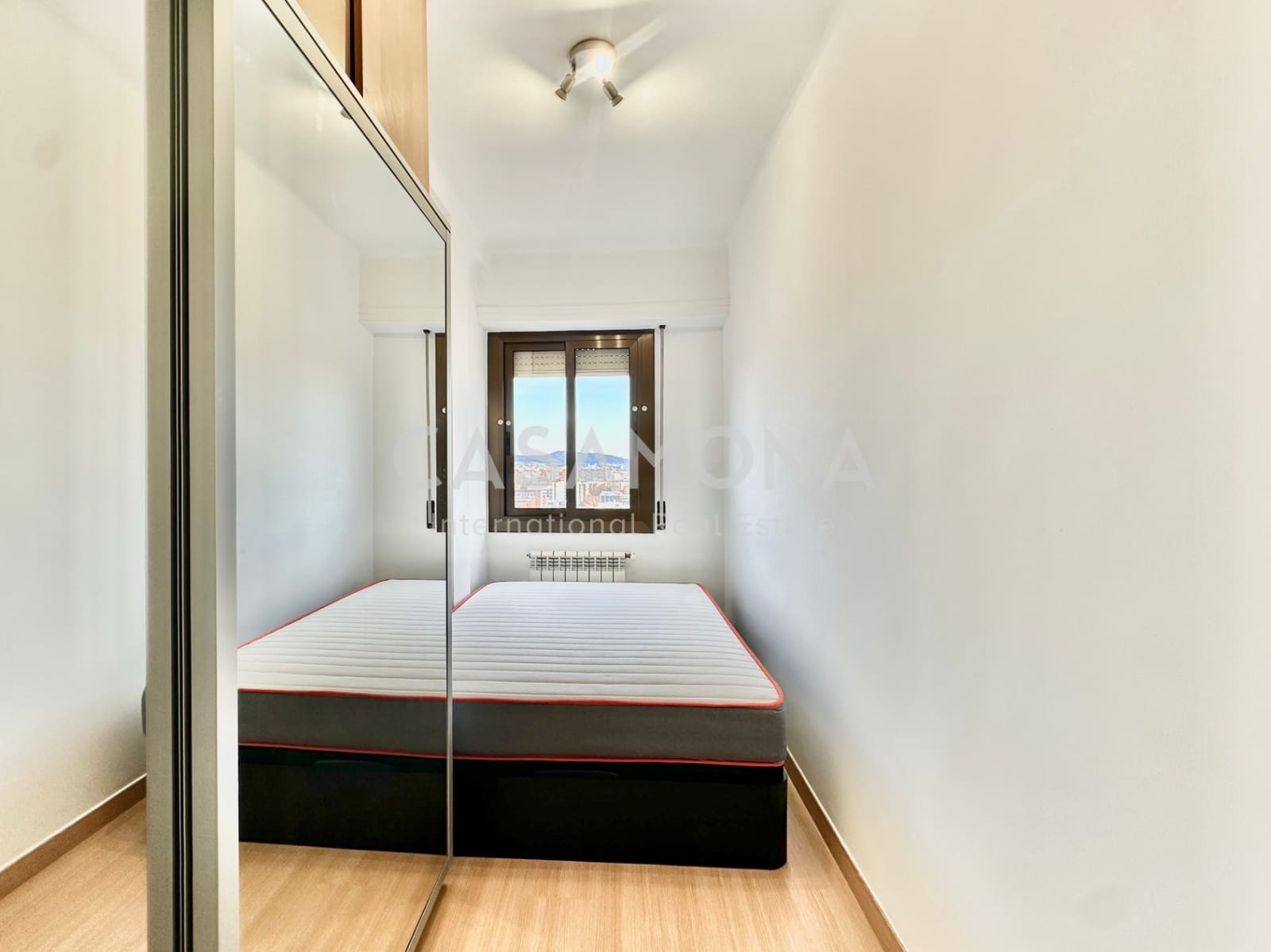 Apartamento de 2 habitaciones en Barcelona ciudad en alquiler - 1.850 € (Ref: 9467620)