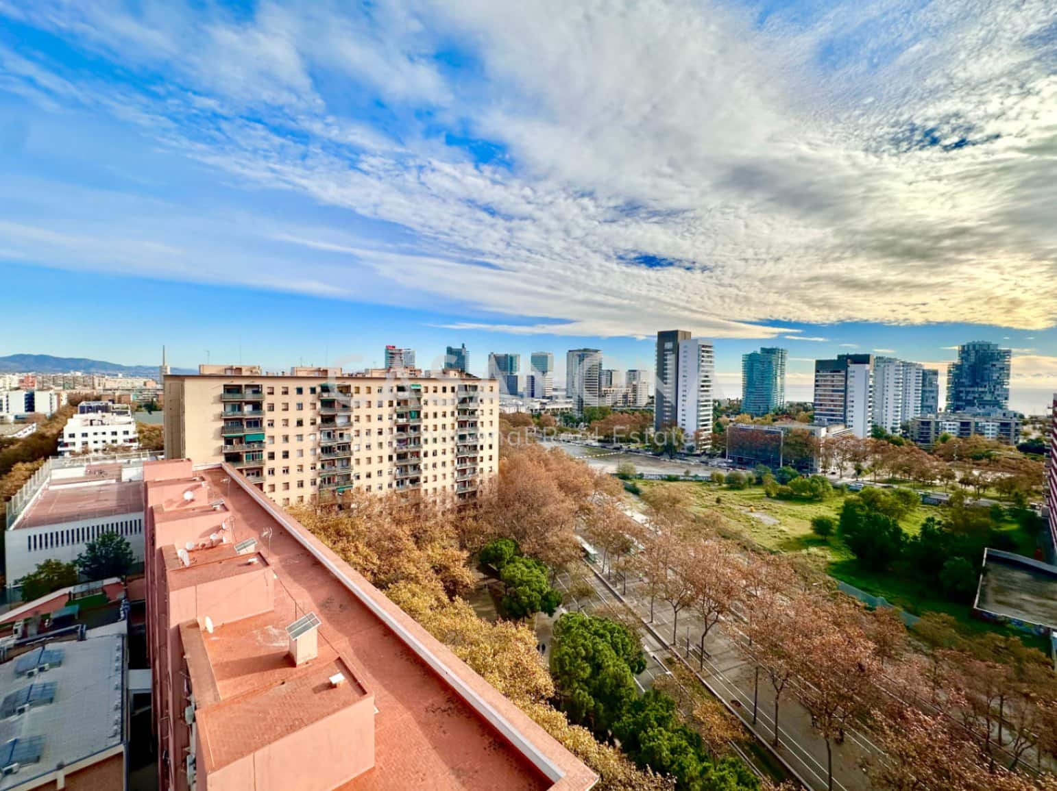 Apartamento de 2 habitaciones en Barcelona ciudad en alquiler - 1.850 € (Ref: 9467620)