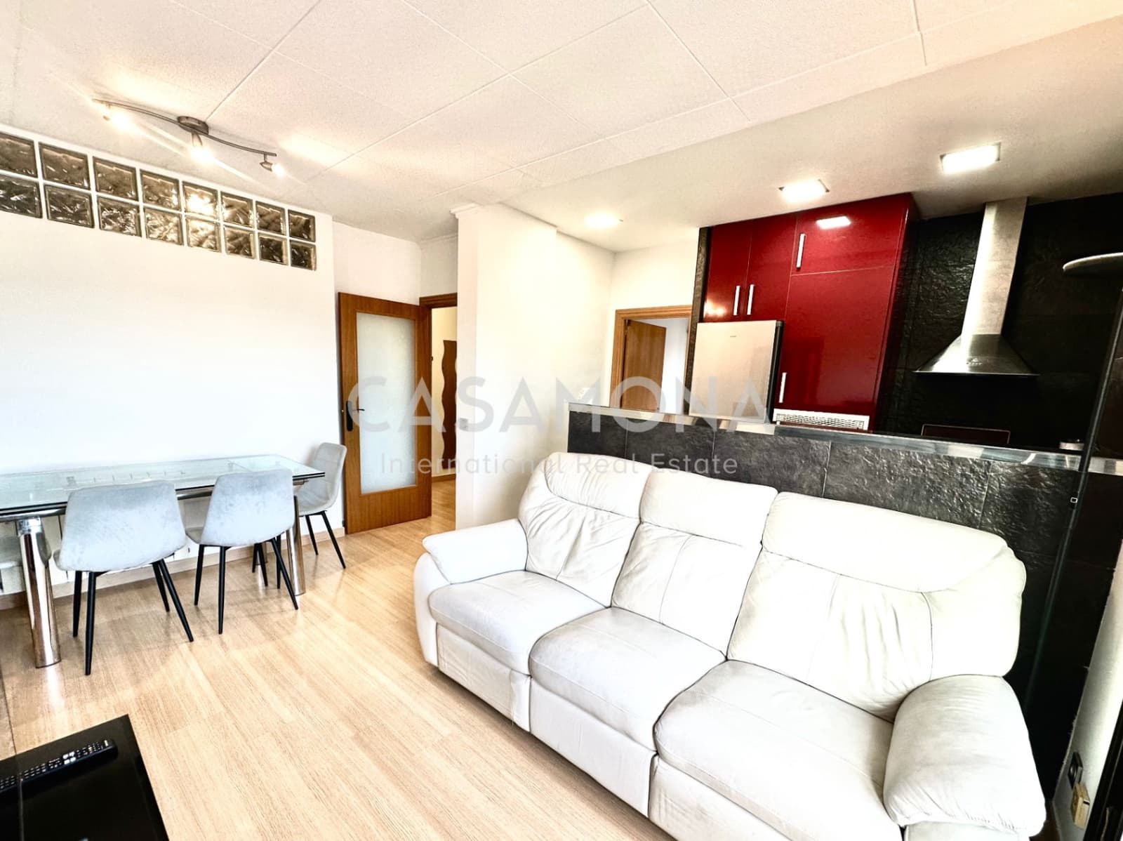 Apartamento de 2 habitaciones en Barcelona ciudad en alquiler - 1.850 € (Ref: 9467620)