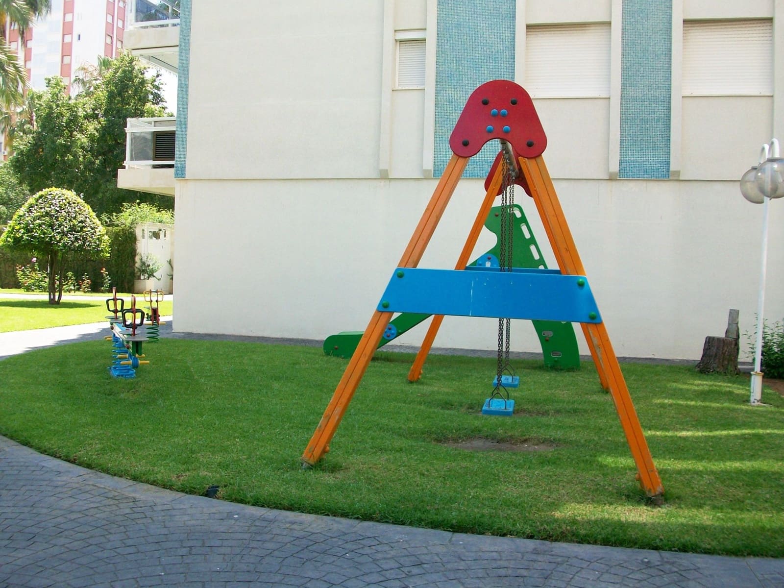 3 soveværelse Strandlejlighed til leje i Gandia med swimmingpool garage - € 550 (Ref: 8241070)