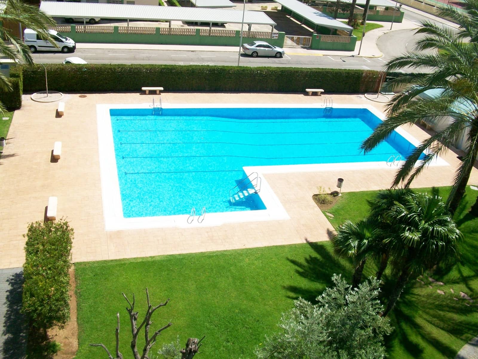 3 soveværelse Strandlejlighed til leje i Gandia med swimmingpool garage - € 550 (Ref: 8241070)