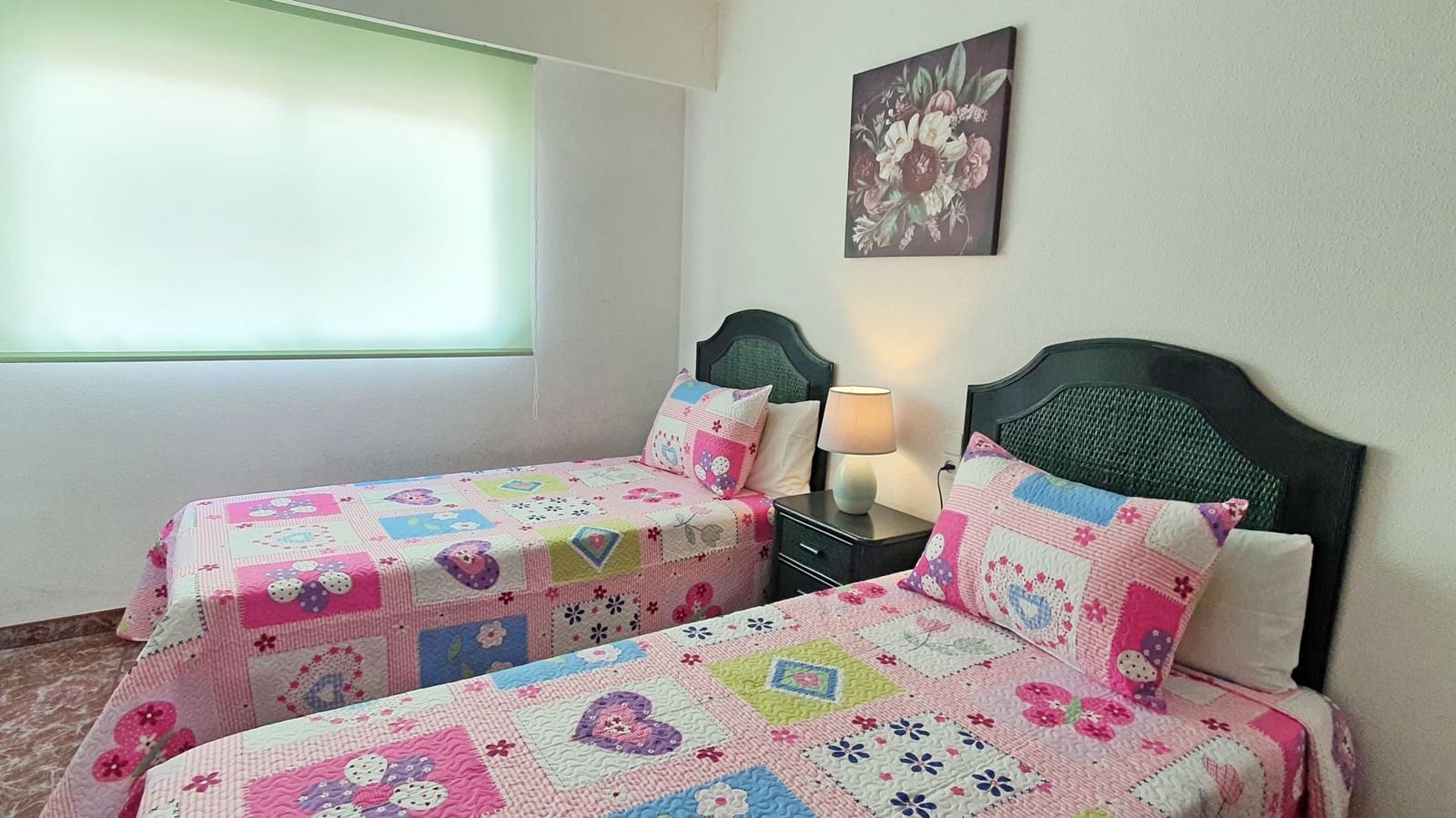 2 soveværelse Strandlejlighed til leje i Gandia med swimmingpool garage - € 550 (Ref: 8241071)