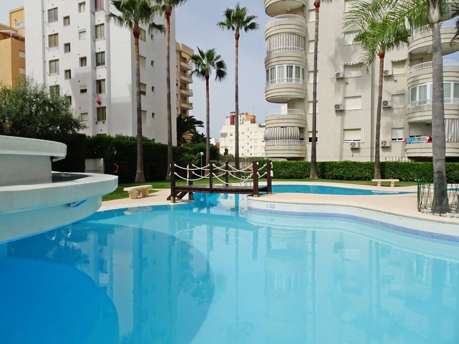 2 soveværelse Strandlejlighed til leje i Gandia med swimmingpool garage - € 550 (Ref: 8241071)