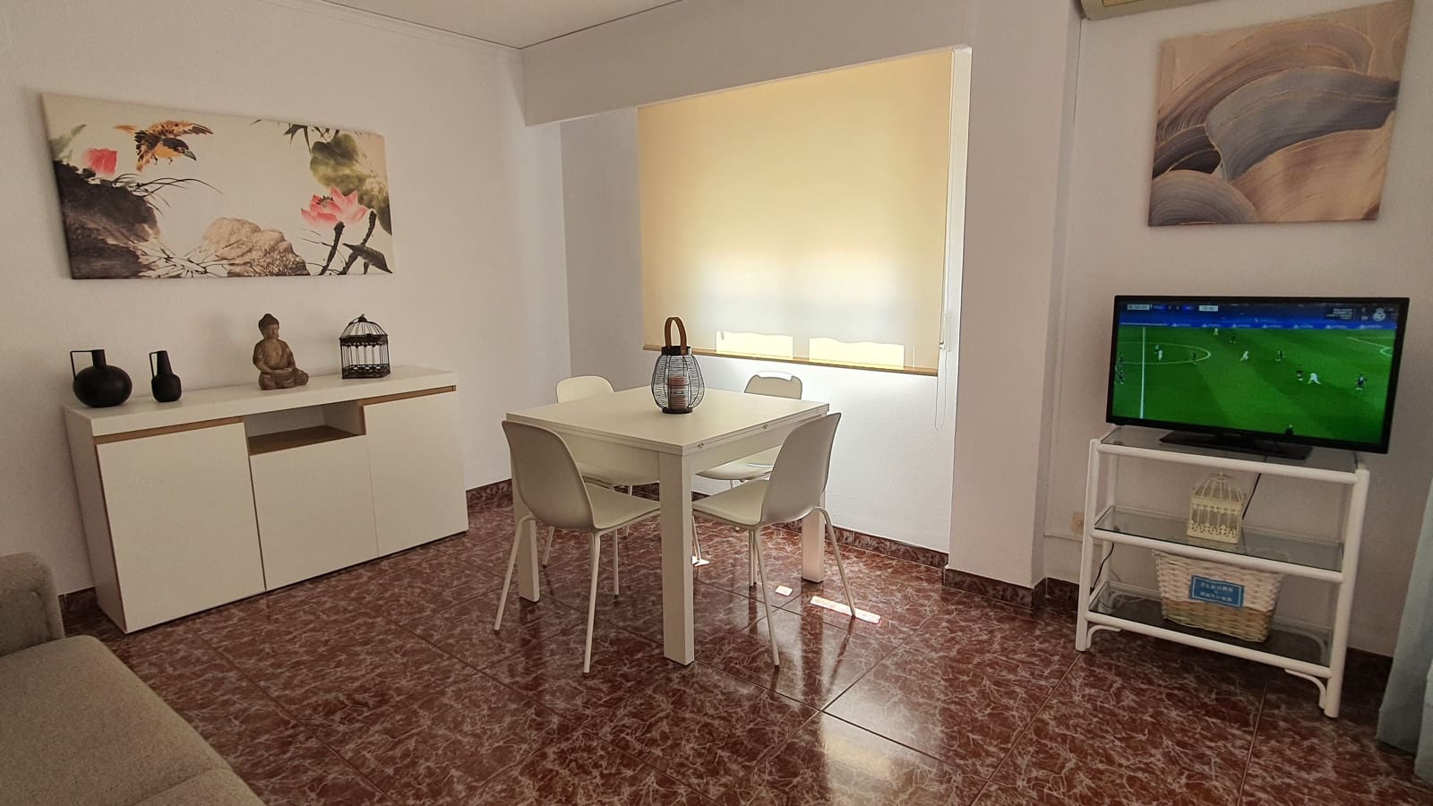 2 soveværelse Strandlejlighed til leje i Gandia med swimmingpool garage - € 550 (Ref: 8241071)