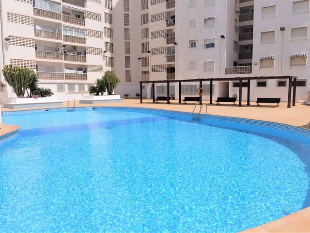 2 Zimmer Strandapartment zu vermieten in Gandia mit Pool - 400 € (Ref: 8241072)