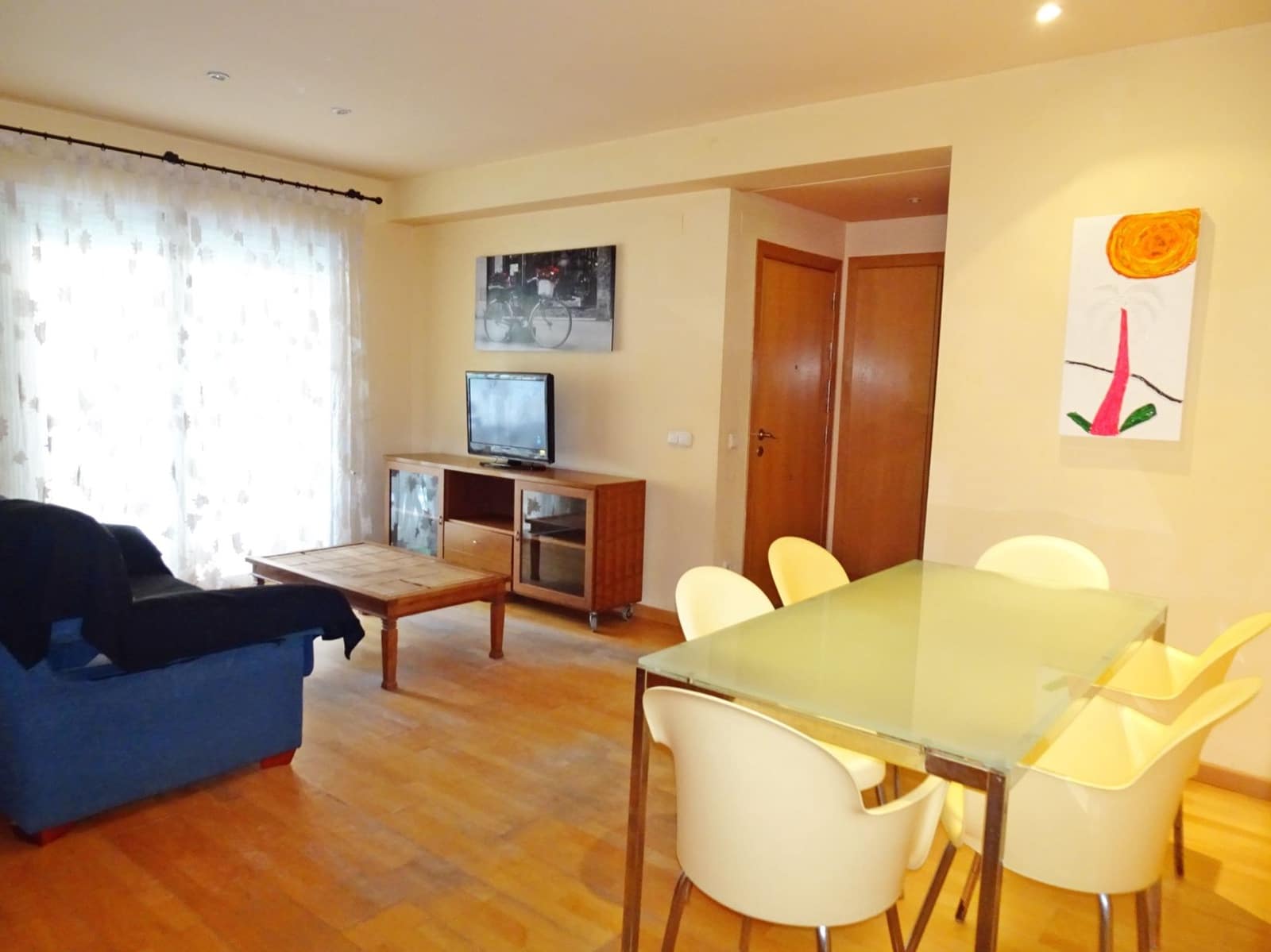 3 soveværelse Strandlejlighed til leje i Gandia med swimmingpool - € 750 (Ref: 8241073)