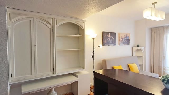 1 Zimmer Strandapartment zu vermieten in Gandia mit Pool - 455 € (Ref: 8364996)